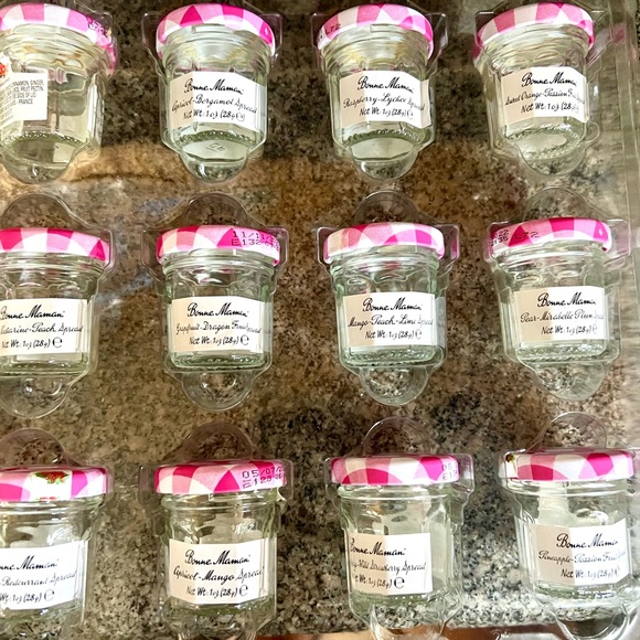 Lot of 12 empty Bonne Maman mini jars with Pink and White Checkered Jar Set. - Picture 3 of 3